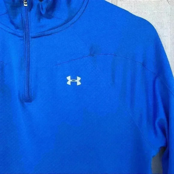 Under Armour Womens Blue Semi Fitted Pullover Size Medium - Picture 2 of 9